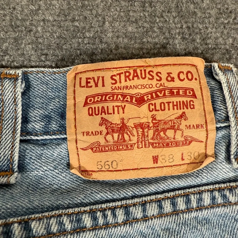Y2K Levi's 560 Comfort Fit Jeans Mens 38x30 Blue Baggy‎ Light Wash Denim Skate